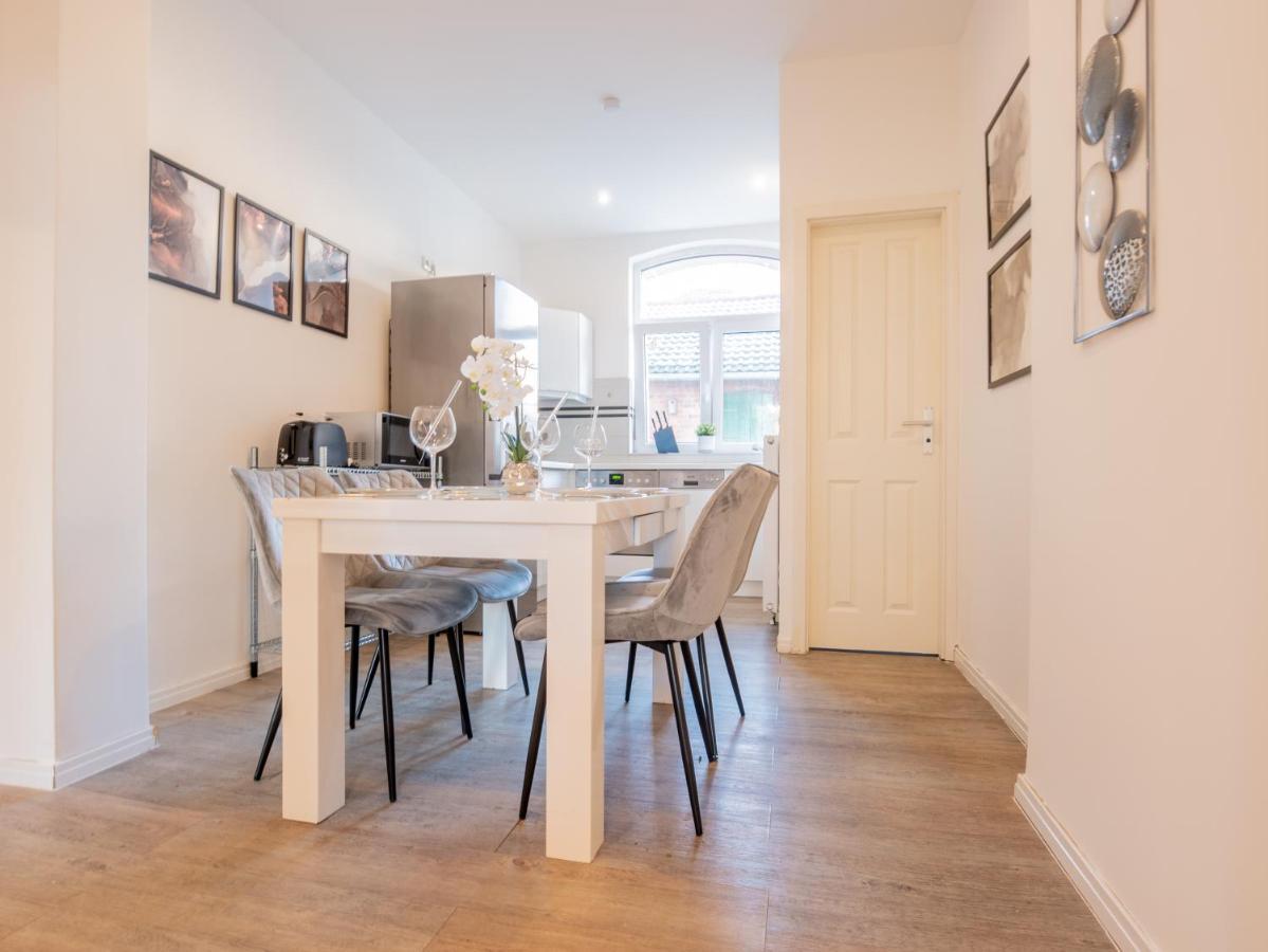 Geschmackvolles Apartment In Хановер Екстериор снимка